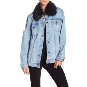 Melrose & Market Removable Fur Collar Oversize Jean Jacket